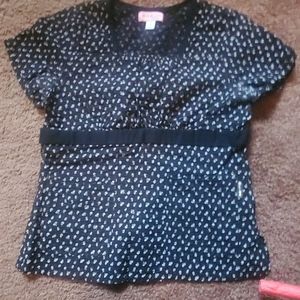 Koi scrub top EUC